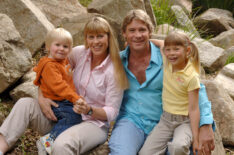 Steve Irwin poses with his family at Australia Zoo June 19, 2006 in Beerwah, Australia