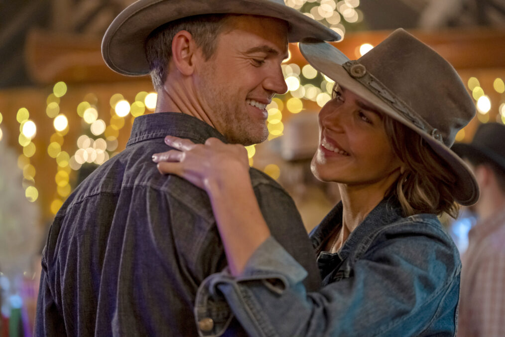 Tyler Hilton and Arielle Kebbel in 'Thank God: Christmas at Keller Ranch'