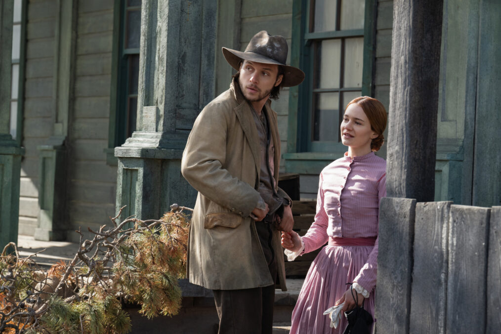 Nick Robinson as Elias Teller and Aisling Franciosi as Trisha Van Ness in 'The Abandons' Season 1 Episode 1