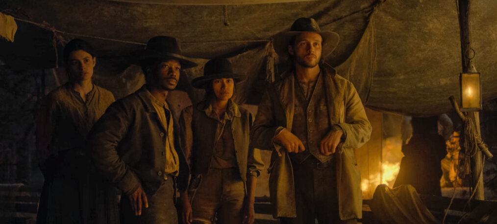 Diana Silvers as Dahlia Teller, Lamar Johnson as Albert Mason, Natalia del Riego as Lilla Belle, and Nick Robinson as Elias Teller in 'The Abandons' Season 1 Episode 3