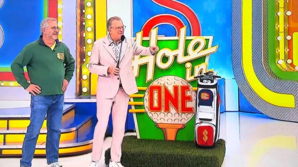 'The Price Is Right' contestant playing Hole In One