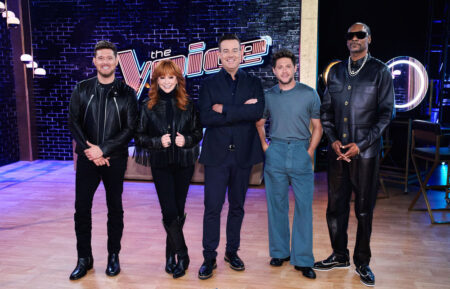 Reba McEntire, Niall Horan, Michael Buble, Carson Daly, and Snoop Dogg