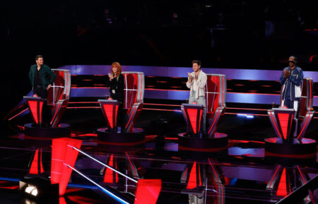 THE VOICE -- The Battles Part 2 Episode 2808 -- Pictured: (l-r) Michael Bublé, Reba McEntire, Niall Horan, Snoop Dogg