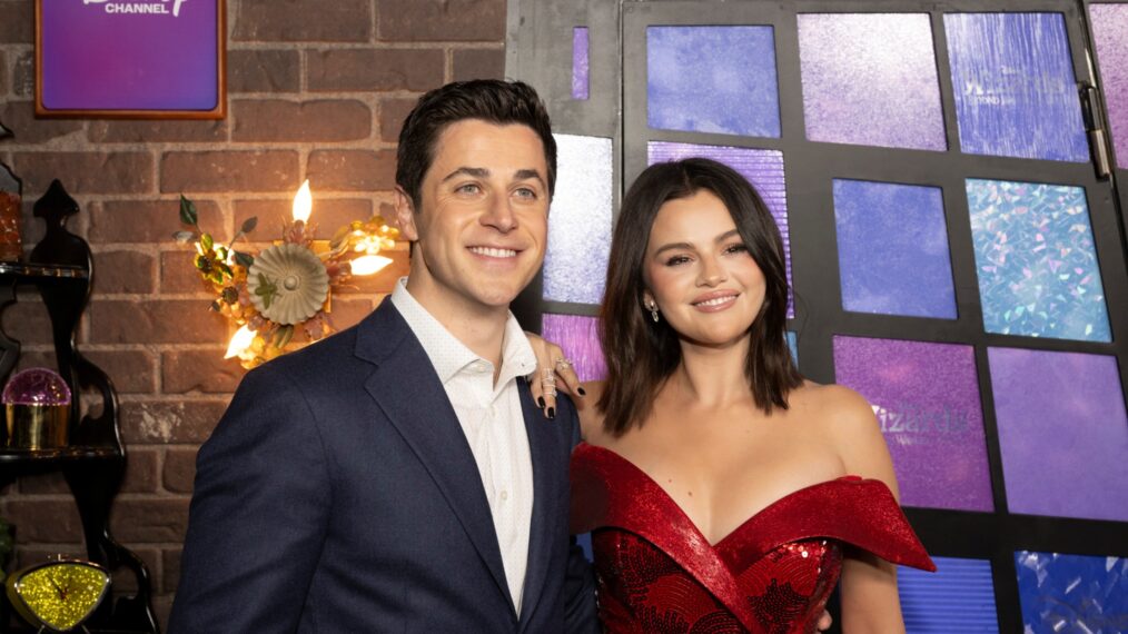 DAVID HENRIE (EXECUTIVE PRODUCER), SELENA GOMEZ (EXECUTIVE PRODUCER)