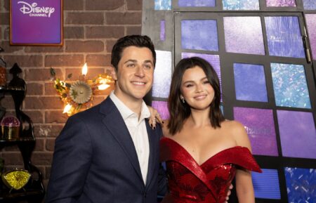 DAVID HENRIE (EXECUTIVE PRODUCER), SELENA GOMEZ (EXECUTIVE PRODUCER)