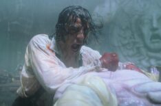 FRANKENSTEIN. Oscar Isaac as Victor Frankenstein in Frankenstein. Cr. Courtesy of Netflix © 2025.