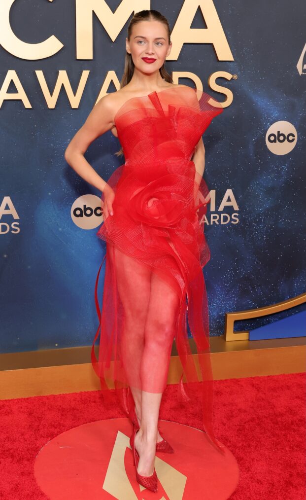 NASHVILLE, TENNESSEE - NOVEMBER 19: EDITORIAL USE ONLY Kelsea Ballerini attends the 59th Annual CMA Awards at Music City Center on November 19, 2025 in Nashville, Tennessee. (Photo by Emma McIntyre/Getty Images)