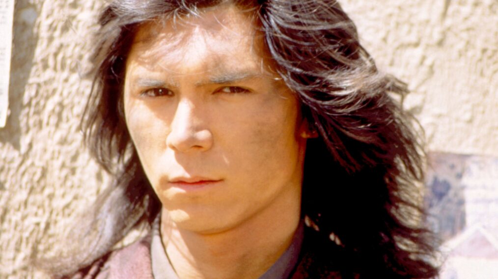 YOUNG GUNS, Lou Diamond Phillips, 1988. TM and Copyright (c)20th Century Fox Film Corp. All rights reserved/courtesy Everett Collection