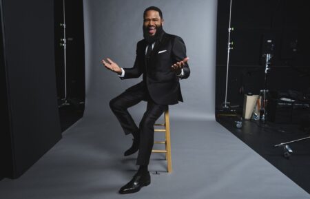 Star Search Live - Season 1. (L to R) Anthony Anderson. Cr. Birdie Thompson. Netflix © 2025