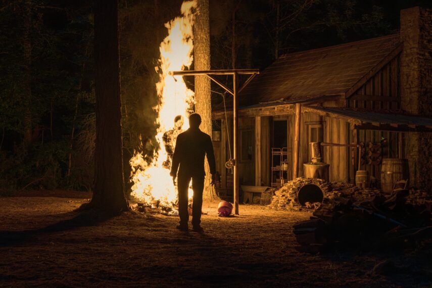 Robert Patrick as Jeremiah Dunmire and Sylvester Stallone as Dwight Manfredi in Tulsa King, episode 10, season 3, streaming on Paramount+, 2025. Photo Credit: Brian Douglas/Paramount+.