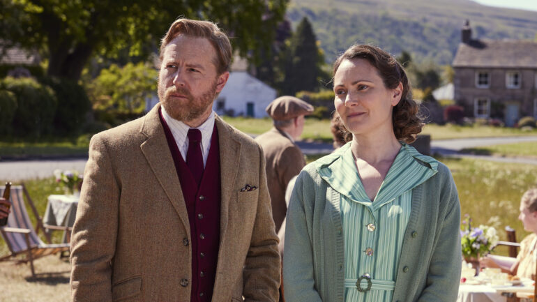 Siegfried Farnon (Samuel West), Mrs. Hall (Anna Madeley) in 'All Creatures Great and Small' Season 6