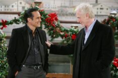 Maurice Benard, Anthony Geary on the 'General Hospital' set