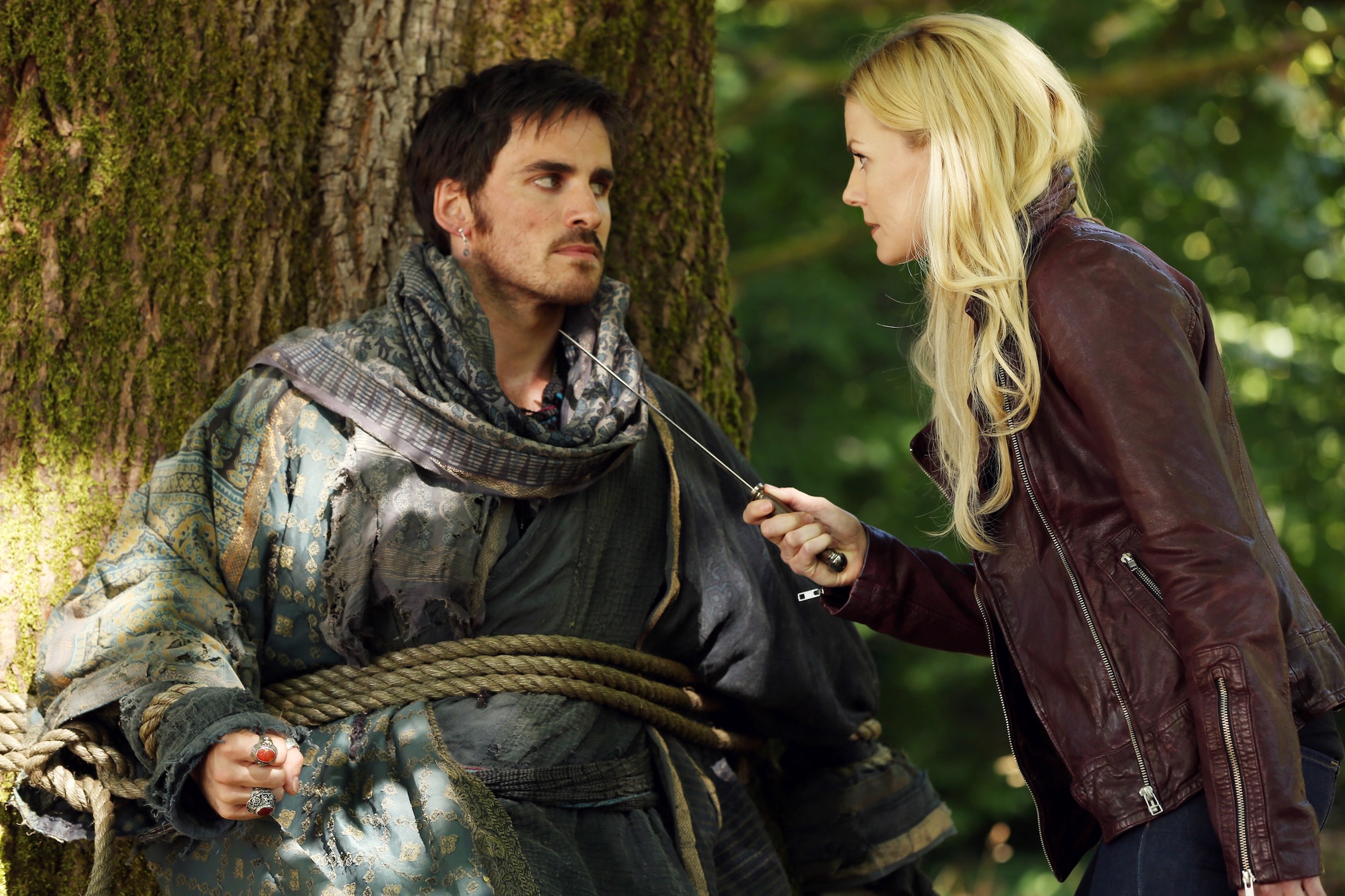 Colin O'Donoghue, Jennifer Morrison in 'Once Upon a Time' Season 2