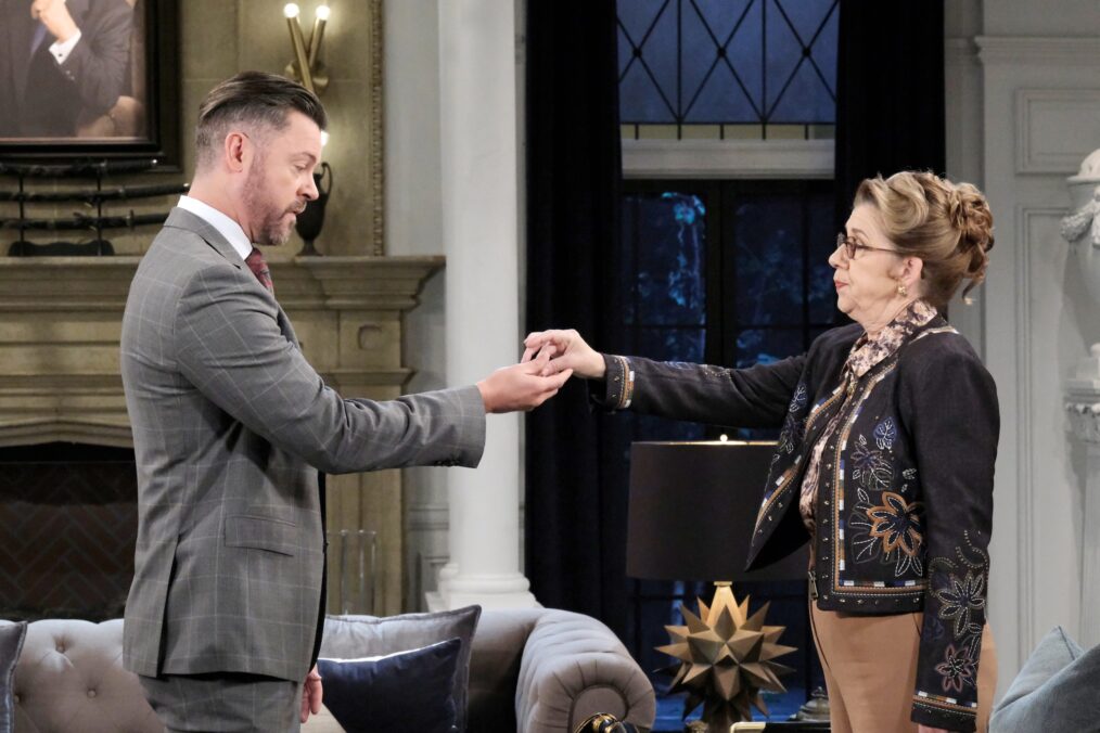 Dan Feuerriegel and Maggie Carney on 'Days of Our Lives'