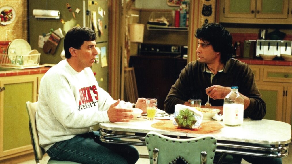 Ray Romano and Brad Garrett in 'Everybody Loves Raymond'