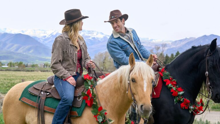 Robbie Simpson and Alison Sweeney on 'Finding Mr. Christmas' Season 2