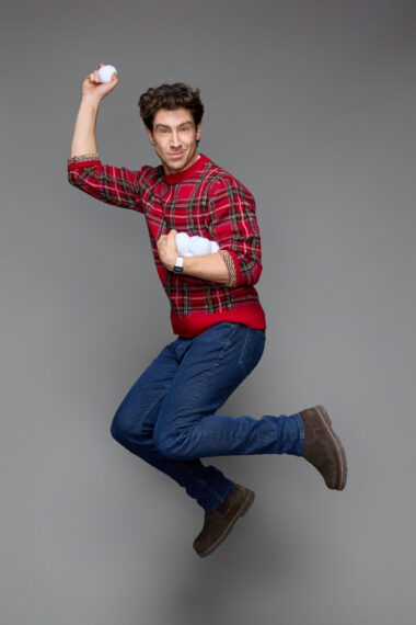 Robbie Simpson on 'Finding Mr. Christmas' Season 2