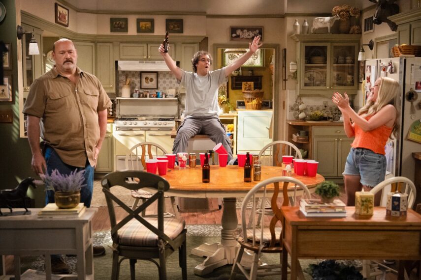Will Sasso, Dougie Baldwin, and Emily Osment in 'Georgie & Mandy's First Marriage' Season 2