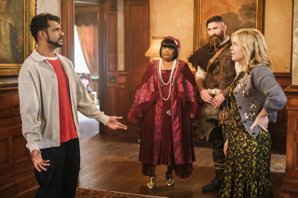 Utkarsh Ambudkar, Danielle Pinnock, Devan Chandler Long, and Rose McIver in 'Ghosts' Season 5