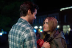 Holland Roden in 'Holiday Touchdown: A Bills Love Story'
