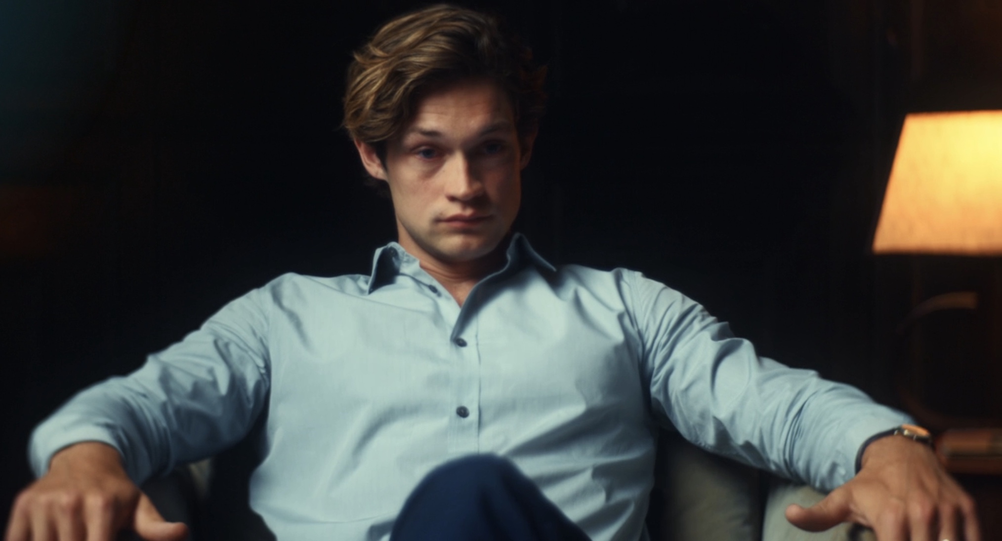 Damian Hardung as James in therapy in Episode 3 of 'Maxton Hall' Season 2