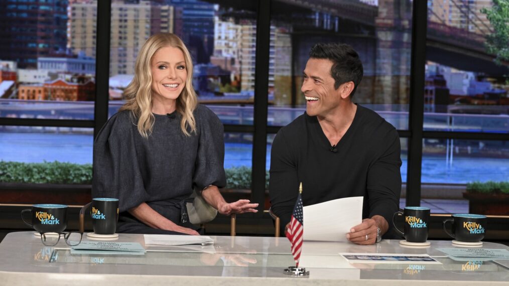 Kelly Ripa and Mark Consuelos