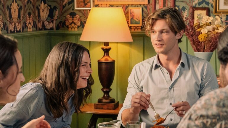 Ruby (Harriet Herbig-Matten), James (Damian Hardung) in Maxton Hall Season 2 Episode 4