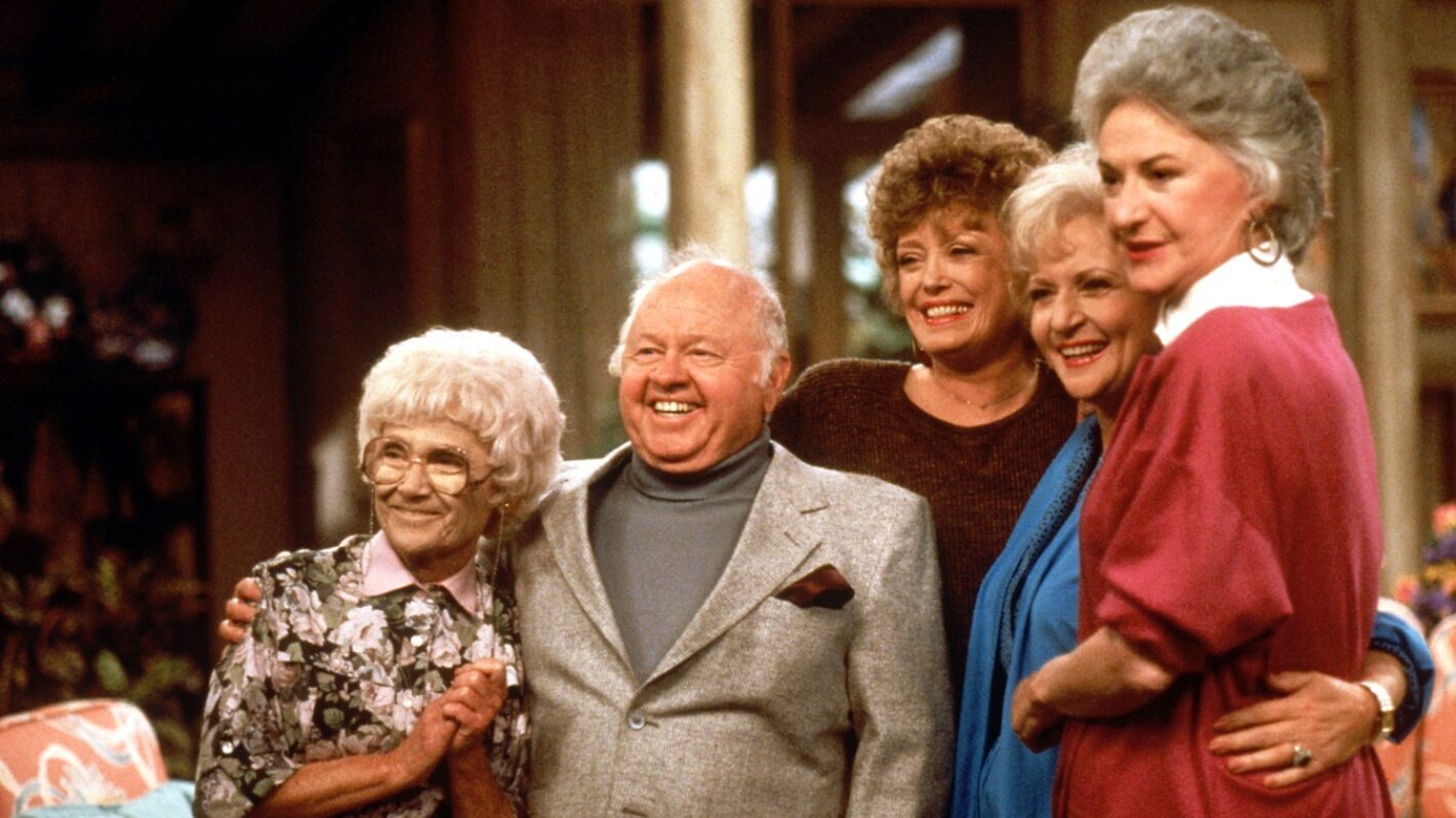 THE GOLDEN GIRLS, Estelle Getty, Mickey Rooney, Rue McClanahan, Betty White, Bea Arthur, 'Larceny and Old Lace' (Season 3, epis. #321, aired February 27, 1988) 1985-92