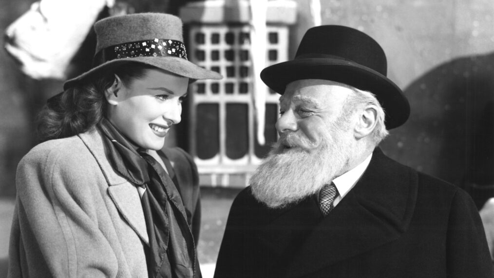 Maureen O'Hara and Edmund Gwenn in 'Miracle on 34th Street'