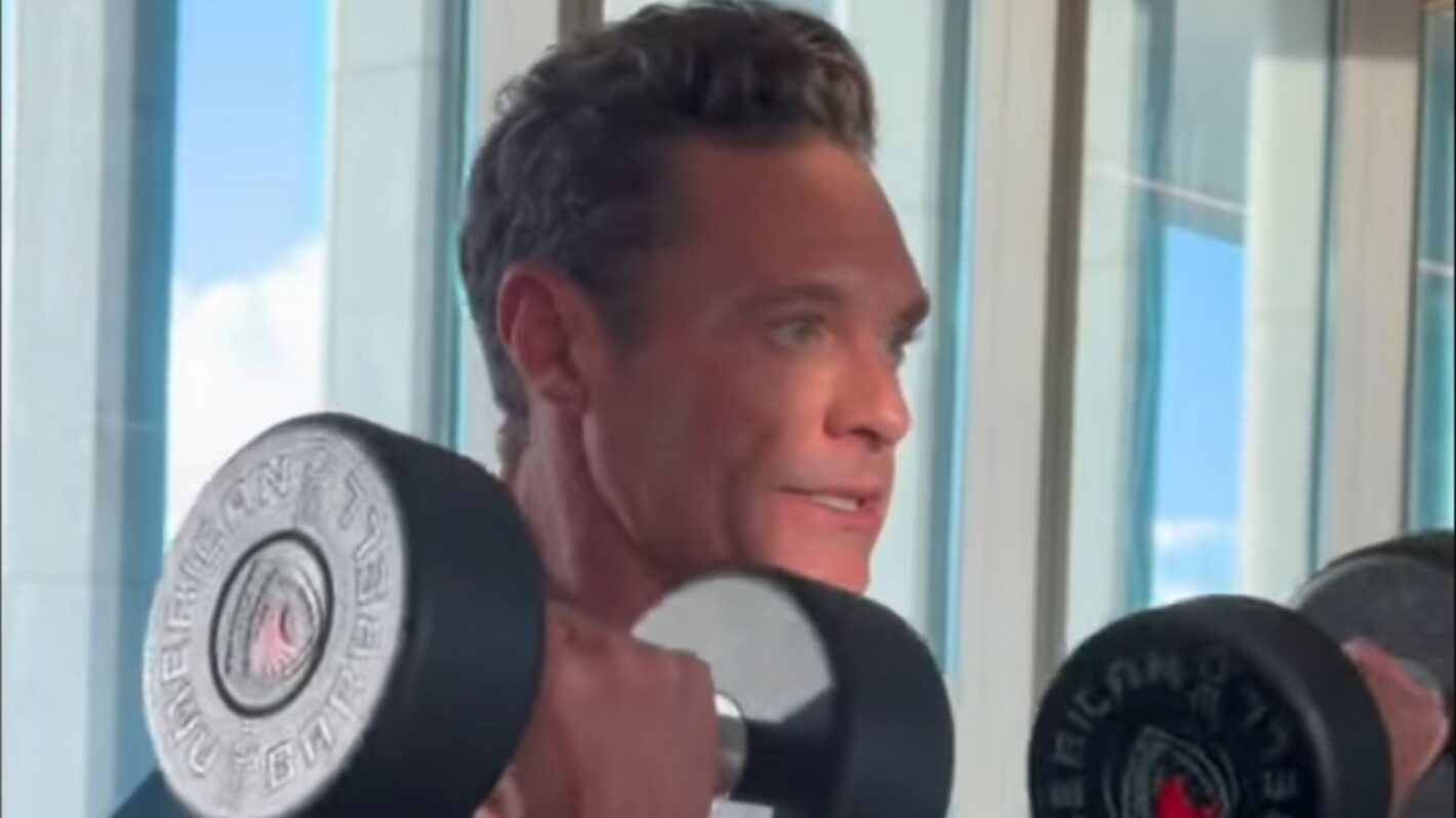‘Wheel of Fortune’ Fans Shocked by Ryan Seacrest’s Bulging Biceps in Workout Video