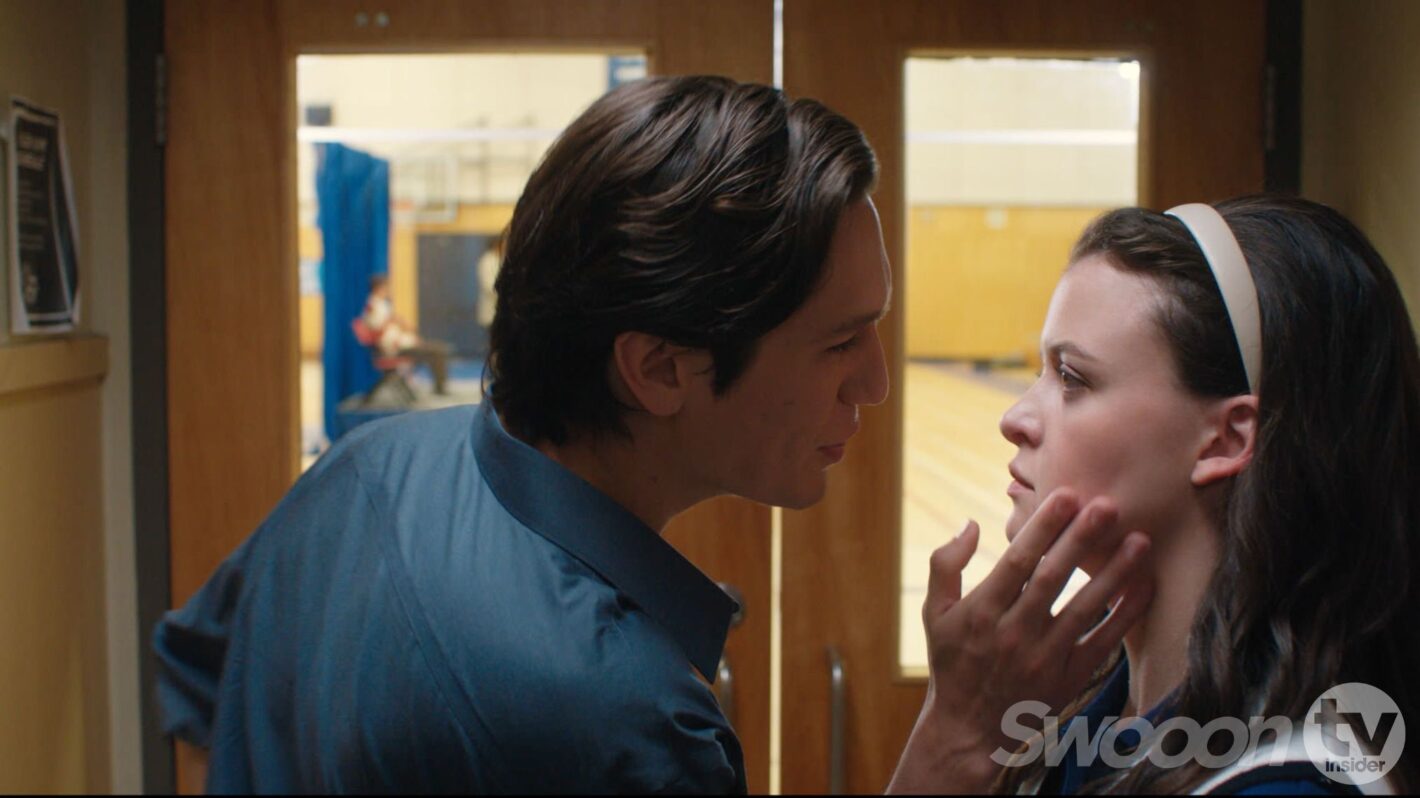 Sara Waisglass and Chase Hudson in 'How to Lose a Popularity Contest'