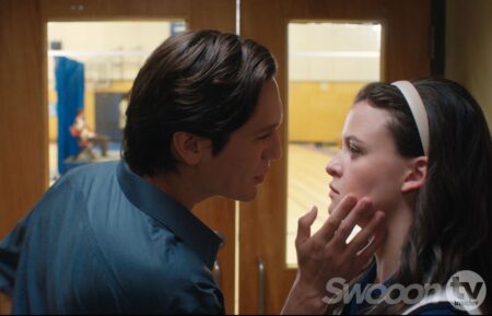 Sara Waisglass and Chase Hudson in 'How to Lose a Popularity Contest'