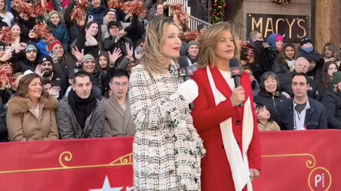 Al Roker Returns for His 30th Year Hosting the Macy's Thanksgiving Day Parade With Hoda Kotb's Triumphant Comeback