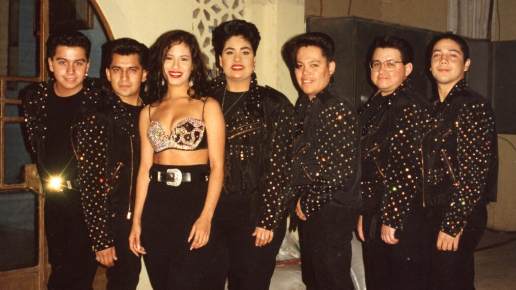 'Selena y Los Dinos' on Netflix