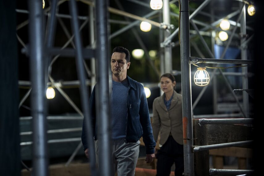 Matthew Rhys as Nile Jarvis and Claire Danes as Aggie Wiggs — 'The Beast in Me' Episode 3