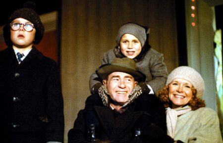 A CHRISTMAS STORY, Peter Billingsley, Ian Petrella, Darrin McGavin, Melinda Dillon, 1983, (c) MGM/courtesy Everett Collection