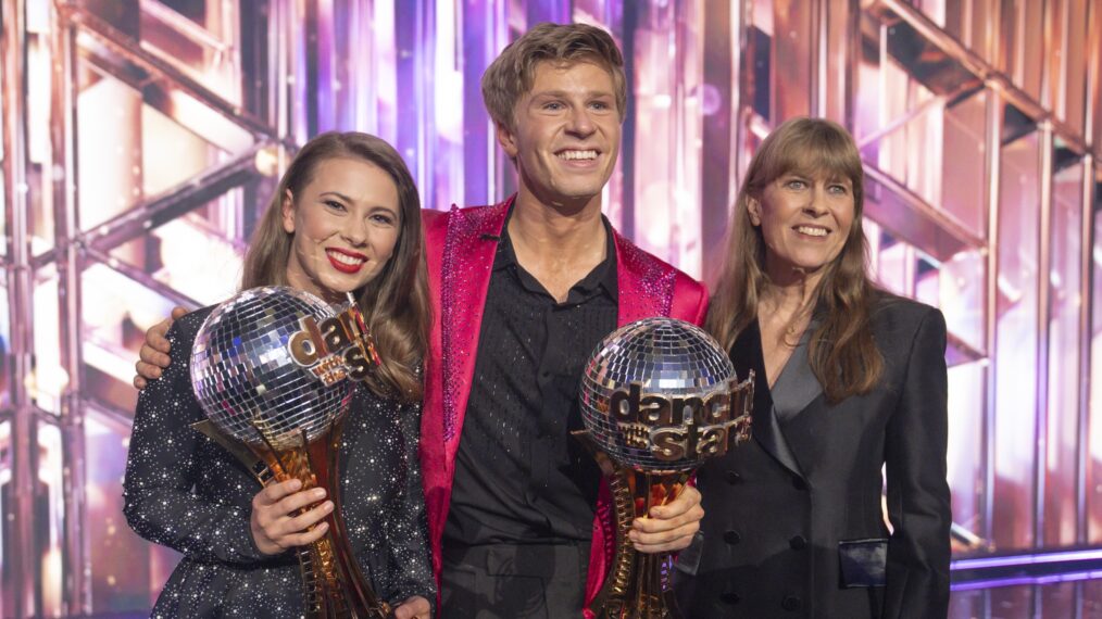 Bindi Irwin, Robert Irwin, and Terri Irwin, 'Dancing With the Stars,' ABC, Season 34, Episode 11, November 25, 2025.