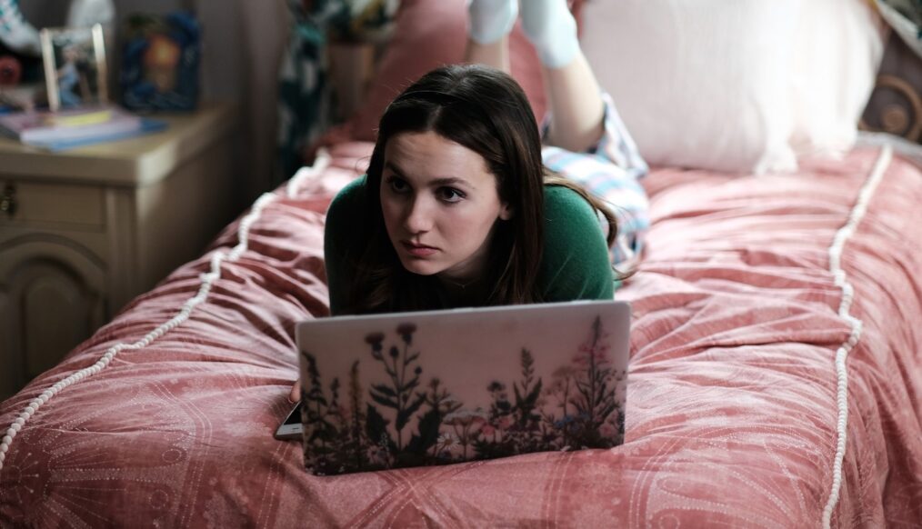 EUPHORIA, Maude Apatow, ‘You Who Cannot See, Think of Those Who Can', (Season 2, ep. 204, aired Jan. 30, 2022). photo: Eddy Chen / ©HBO / Courtesy Everett Collection