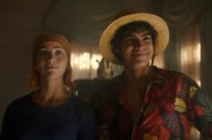 Emily Rudd as Nami, Iñaki Godoy as Monkey D. Luffy in season 1 of 'One Piece,' Netflix.