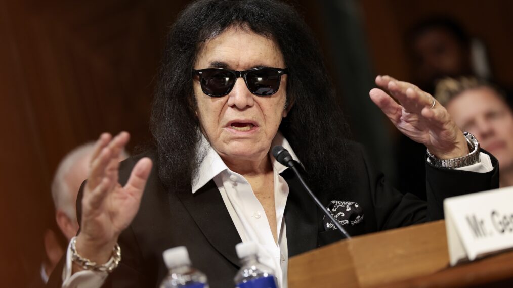Rocker Gene Simmons Hits on News Anchor During Cringey TV Interview