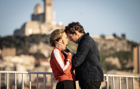 Kaley Cuoco as Alice Monroe, Sam Claflin as Tom Parker