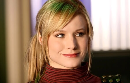 VERONICA MARS, Kristen Bell, 'Mars, Bars', (Season 3, aired February 20, 2007) 2004-07. Photo: Michael Desmond / © Warner Bros. Television / Courtesy Everett Collection