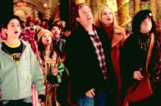 SANTA CLAUSE 2, Eric Lloyd, Tim Allen, Elizabeth Mitchell, David Krumholtz, 2002, ©Buena Vista Pictures/courtesy Everett Collection