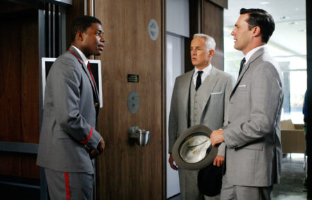 MAD MEN, La Monde Byrd, John Slattery, Jon Hamm, 'Red In The Face', (Season 1, ep. 107, aired Aug. 30, 2007), 2007-. photo: Carin Baer / © AMC / Courtesy: Everett Collection