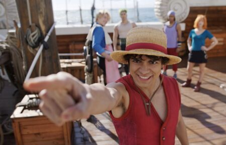 One Piece. (L to R) Taz Skylar as Sanji, Mackenyu as Roronoa Zoro, Iñaki Godoy as Monkey D. Luffy, Jacob Romero as Usopp, Emily Rudd as Nami in season 2 of One Piece. Cr. Courtesy Of Netflix © 2026