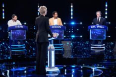 CELEBRITY WEAKEST LINK: L-R: Ryan Eggold, Host Jane Lynch, Jason George, and Dr. Will Kirby in the CELEBRITY WEAKEST LINK 'TV Doctors' season finale episode airing Monday, Dec. 8 (9:01-10:00 PM ET/PT) on FOX. © 2025 Fox Media LLC. CR: Greg Gayne/FOX.