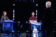 CELEBRITY WEAKEST LINK: L-R: Rachael Leigh Cook and Eric Lloyd in the CELEBRITY WEAKEST LINK 'Holiday Heroes' episode airing Monday, Dec. 1 (9:01-10:00 PM ET/PT) on FOX. © 2025 Fox Media LLC. CR: Greg Gayne/FOX.