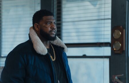 Tobi Bamtefa as Deverin