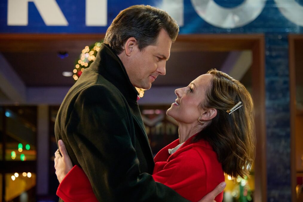 Kristoffer Polaha, Nikki Deloach — 'A Grand Ole Opry Christmas'