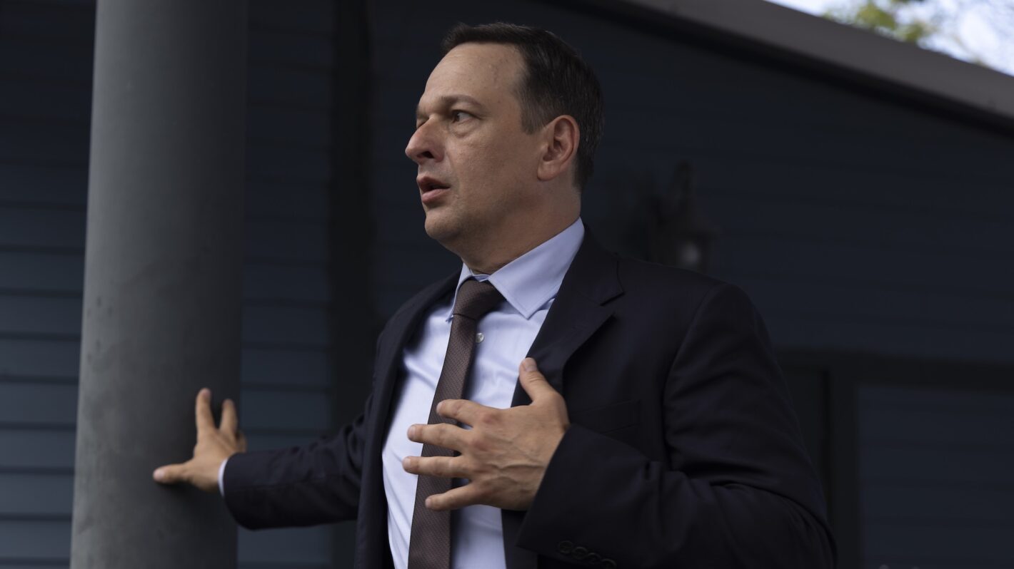 ‘Best Medicine’ Trailer Reveals Josh Charles’ Doctor Has Major Secret (VIDEO)